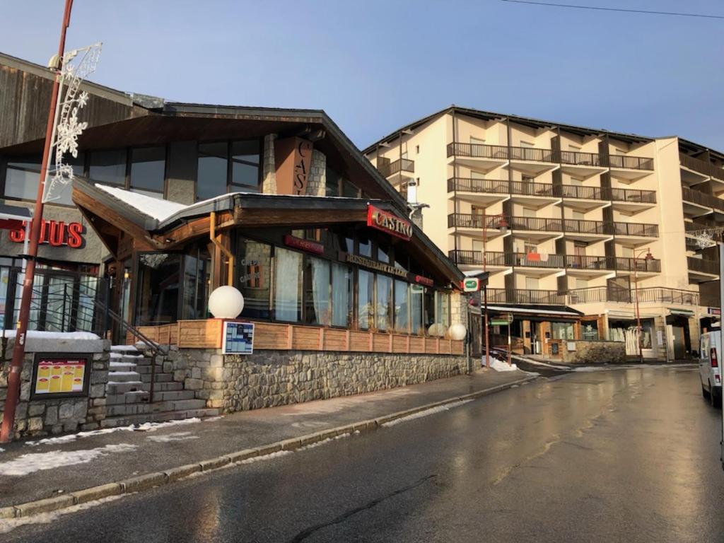Apt Cosy, 4 Pers, Plein Centre Ville, Parking Offert Font-Romeu-Odeillo-Via Ngoại thất bức ảnh